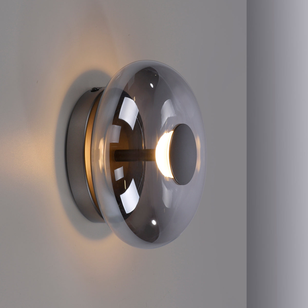 POSH, Wand- und Deckenleuchte, 220x220x110x220