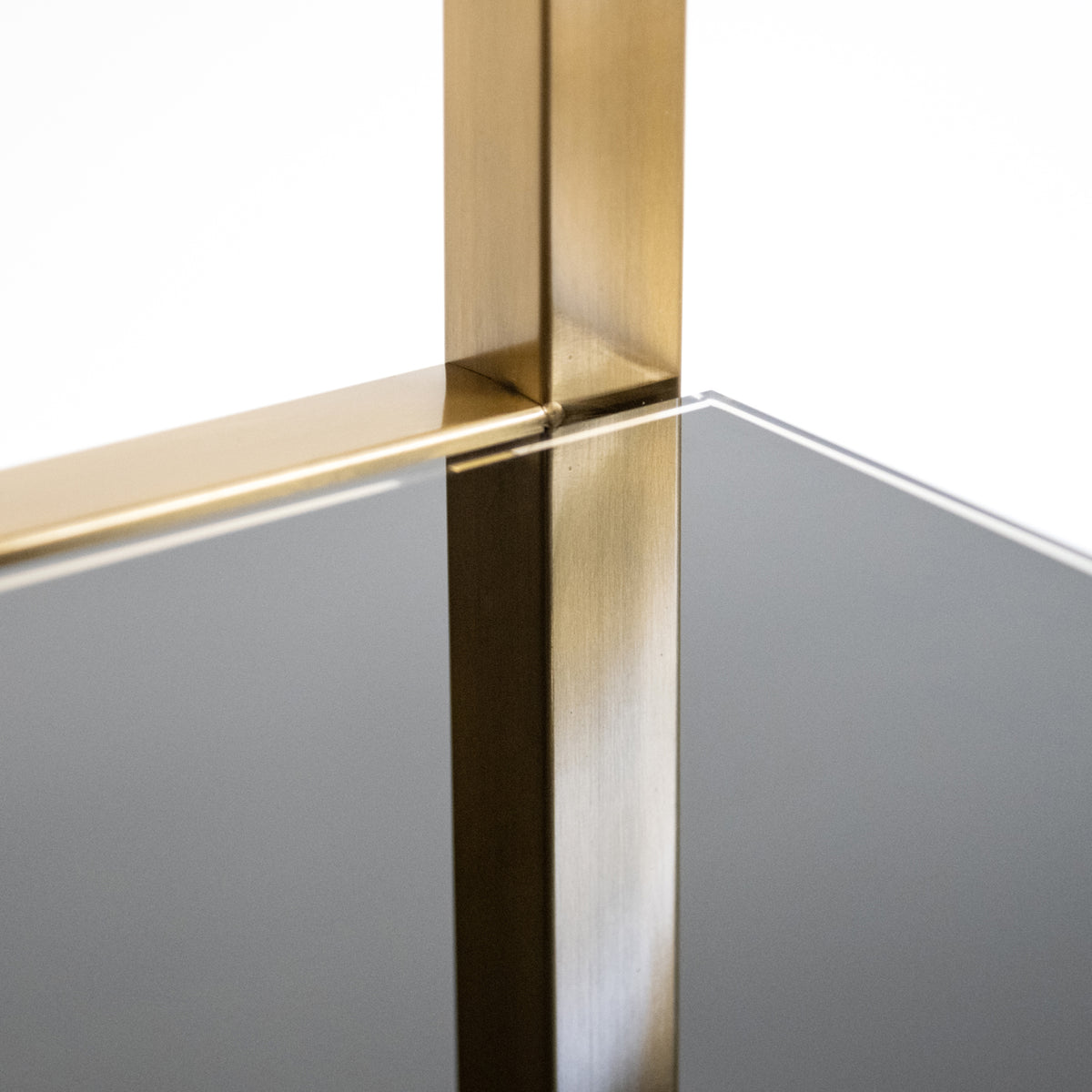 Vitrine Magnus brushed gold
