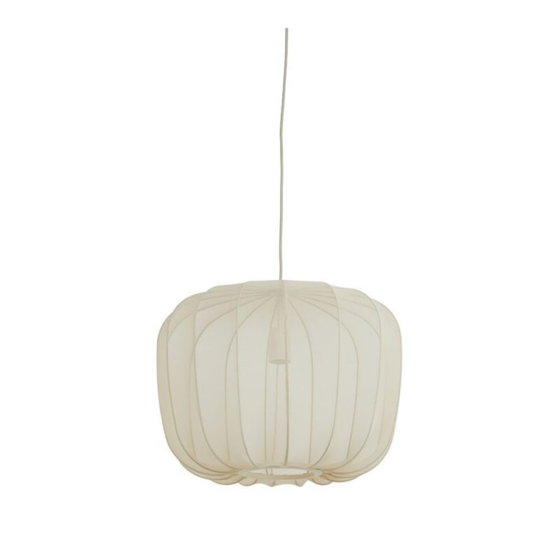 Die „Pendelleuchte - Noemi beige“ ist ein moderner, kugelförmiger Pendellampenschirm aus transluzentem Material. Er hängt an einer dünnen Kordel und verfügt über gleichmäßig verteilte vertikale Rippen, die vor einem weißen Hintergrund für ein zartes, luftiges Aussehen sorgen.