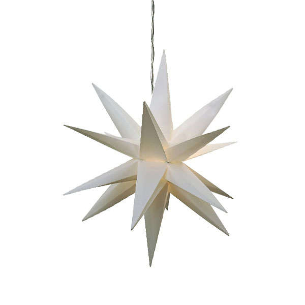 Eine elegante LED-Leuchtstern-Laterne „Nova“ mit 45 cm Durchmesser in Weiß mit mehreren Spitzen hängt anmutig an einer Kordel und leuchtet sanft vor einem schlichten weißen Hintergrund.