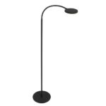 Die Stehleuchte - Aike ist eine elegante, schwarze Lampe mit minimalistischem Design, die sich durch einen hohen Ständer und einen runden Sockel auszeichnet. Ihr geschwungener Arm endet in einem flachen, runden Lichtkörper, der sich ideal zum Lesen oder für eine gezielte Beleuchtung eignet.