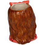 Der Blumentopf - Multi - mini von Licht Factory ist ein markanter Keramikbecher in Form eines Kopfes mit braunen Haaren und einer roten Schleife. Der Boden weist ein bezauberndes rotes Rockdesign mit kleinen Kirschmustern auf und ist damit ein Blickfang für jede Sammlung.