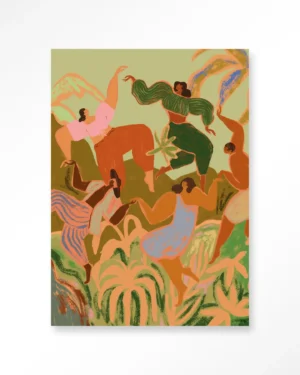 Illustration fröhlicher Tänzer in einer tropischen Umgebung, gekleidet in farbenfrohe Kleidung inmitten abstrakter Blätter in erdigen Grün-, Orange-, Rosa- und Blautönen. Das Wandbild – Spring Frolic strahlt Sanke Eye Bewegung und Feierlichkeit aus.