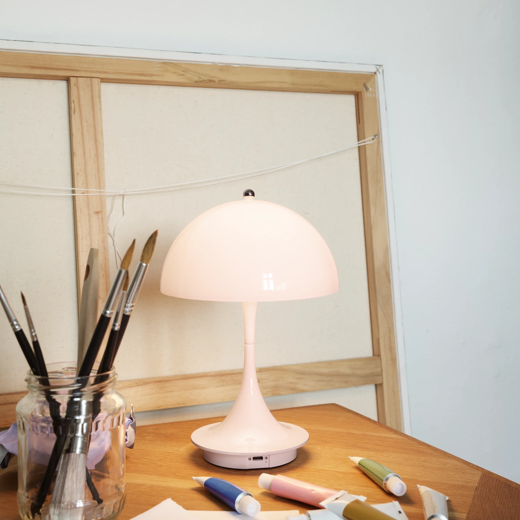 59995_59995_SS24-Panthella-160-Opal-Pale-Rose-Childrens-Room-000215492.png